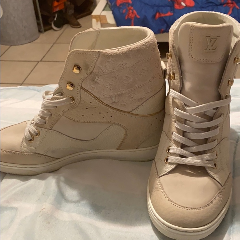 Original Louis Vuitton shoes